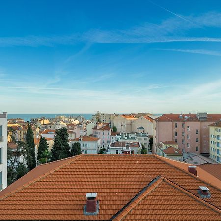 La Fabrique A Poupees - Chambres Et Appartements De Charme Au Coeur De Menton Exteriör bild