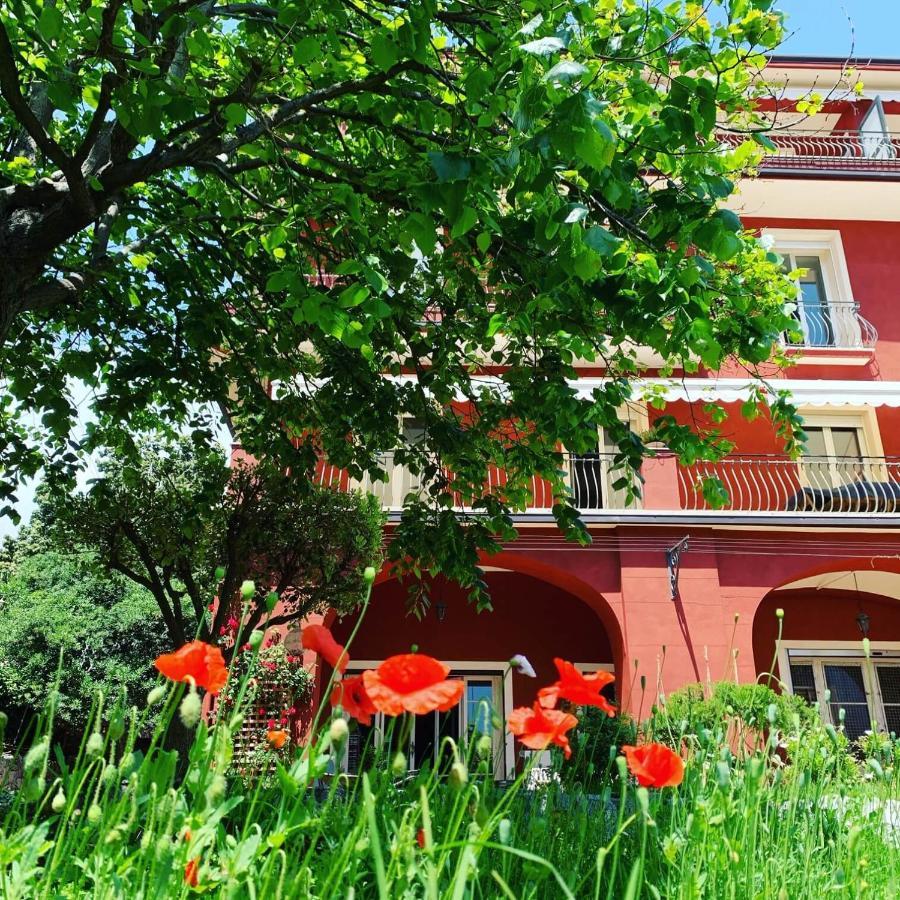 La Fabrique A Poupees - Chambres Et Appartements De Charme Au Coeur De Menton Exteriör bild