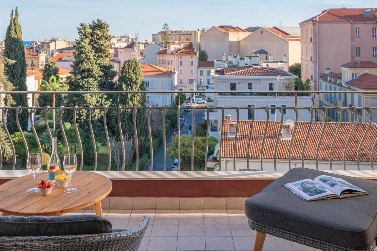 La Fabrique A Poupees - Chambres Et Appartements De Charme Au Coeur De Menton Exteriör bild