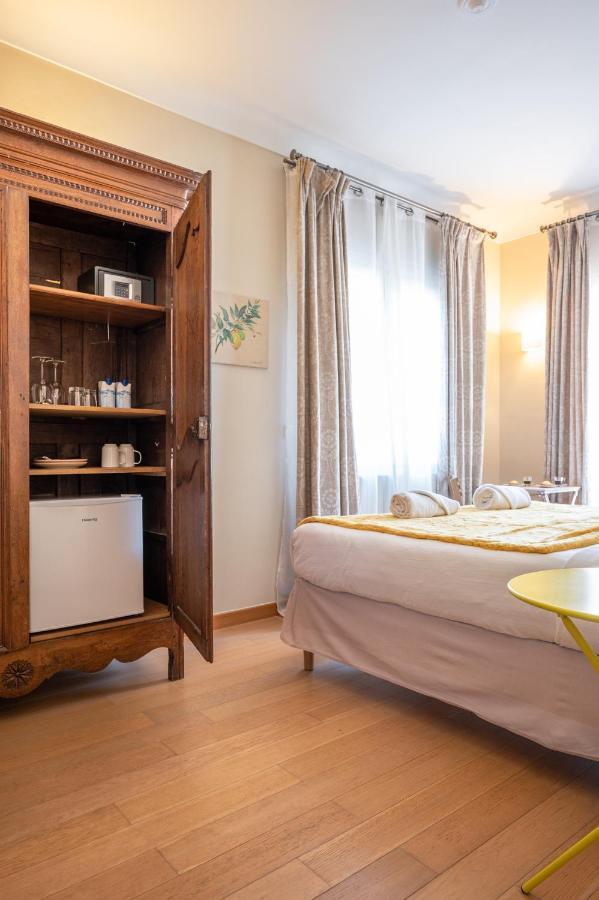 La Fabrique A Poupees - Chambres Et Appartements De Charme Au Coeur De Menton Exteriör bild