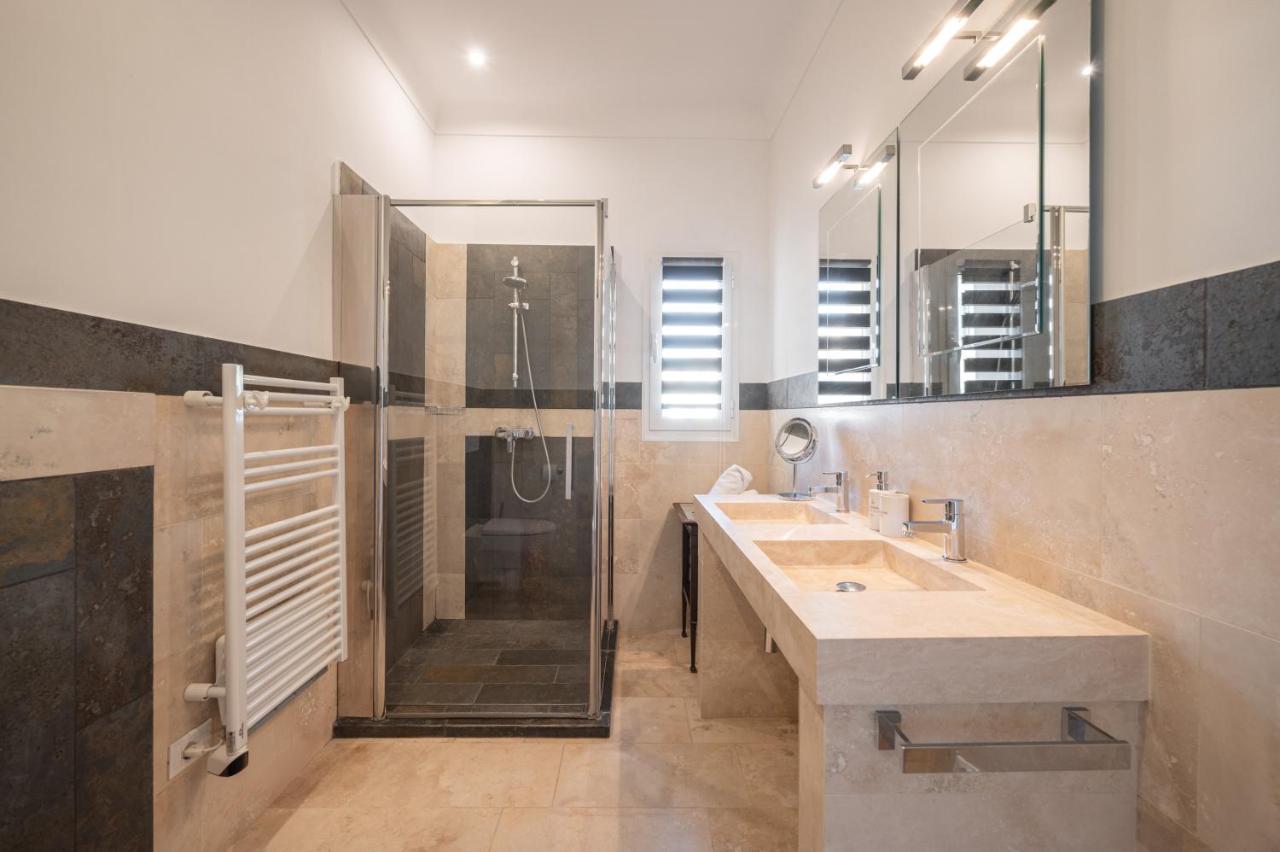 La Fabrique A Poupees - Chambres Et Appartements De Charme Au Coeur De Menton Exteriör bild